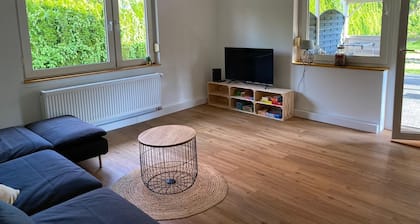 Schönes Bungalow mit Deichblick in Seedeich Nähe