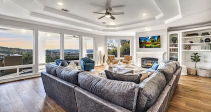 Panoramic views of Lake Travis & TX Hill Country