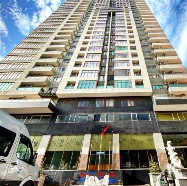 Fachada de la propiedad