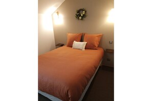 Room - Renovated stone barn with swimming pool between Lot and Dordogne (PAYRIGNAC)