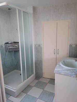 Dusche