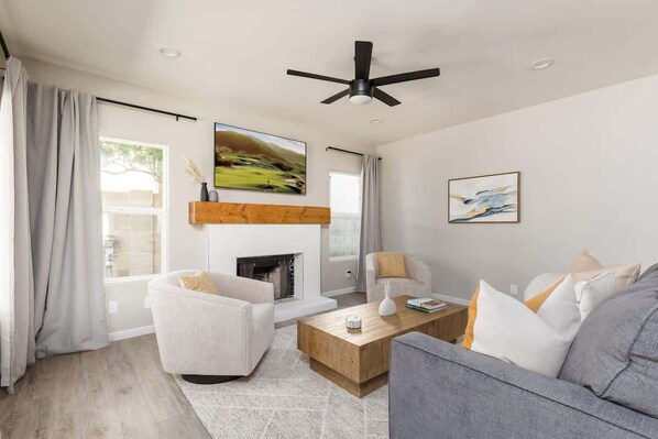 Smart TV, fireplace, offices