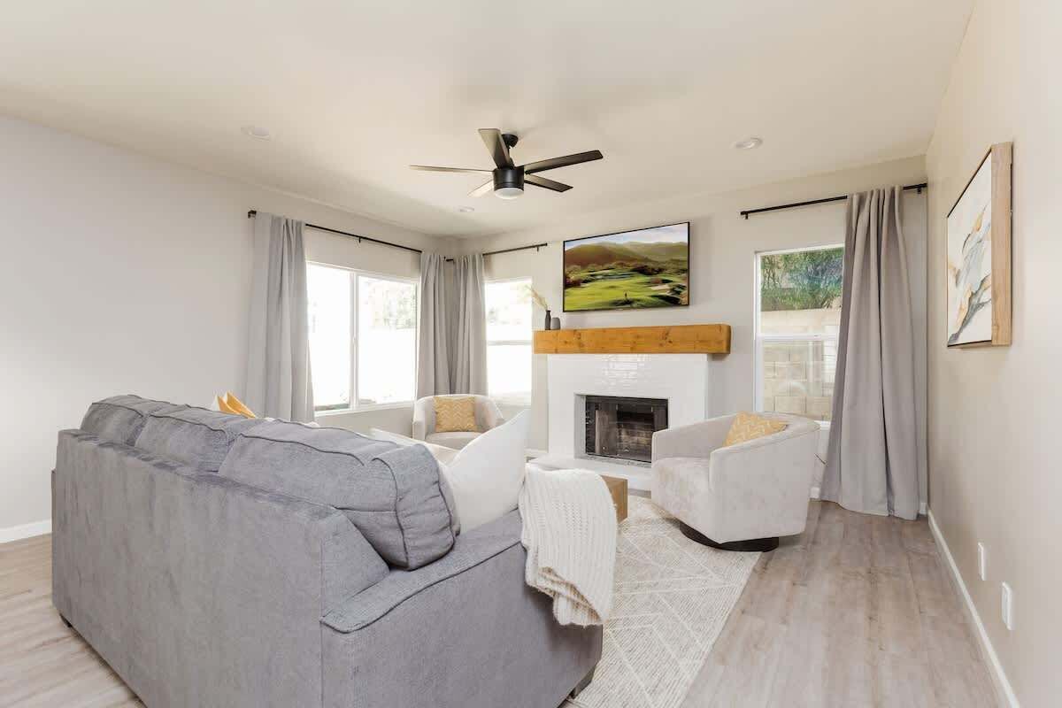 Smart TV, fireplace, offices