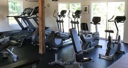 Our Happy Place -- Updated Beach Dreams Cottage