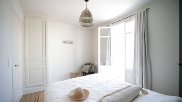 3 Schlafzimmer, Reisekinderbett, kostenloses WLAN, BettwÀsche