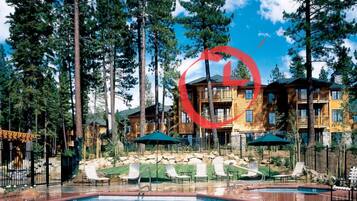 Piscine extérieure, piscine chauffée