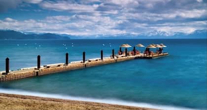 Beautiful Incline Village w/ access to adjacent Hyatt Hotel Resort & private bch