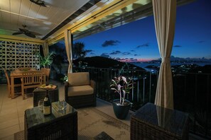 Outdoor dining - Gecko @Serendip Vacation Condos (Cruz Bay)