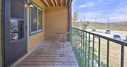 King Bed Studio- Resort Pool! Hot Tubs! Sleep 4! RMNP! Winterpark! Granby Ranch!