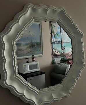 Interior - Private Cozy bedroom with on suite living room (Panama City)