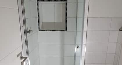 37m² 1,5 Zimmer mit Terrasse und super Badezimmer
