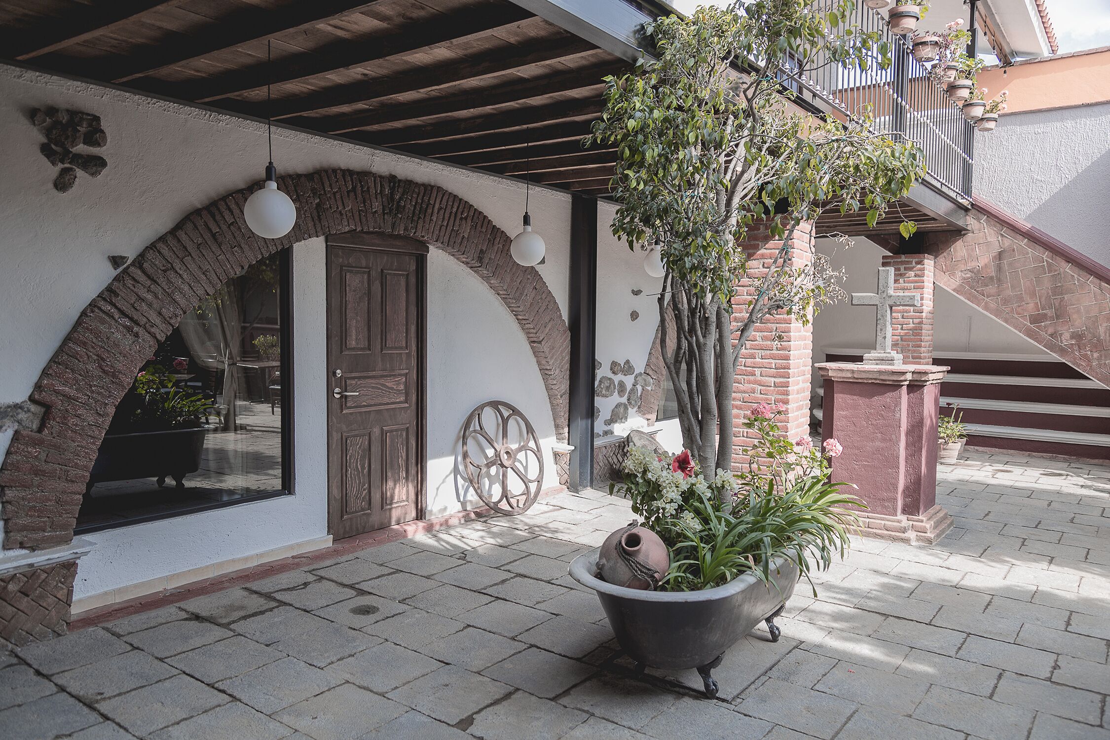 standard double room (frente a la alberca) | terrace/patio