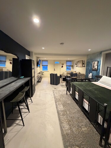 The convenient Studio Near NYC