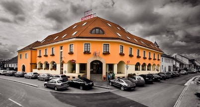 Hotel N