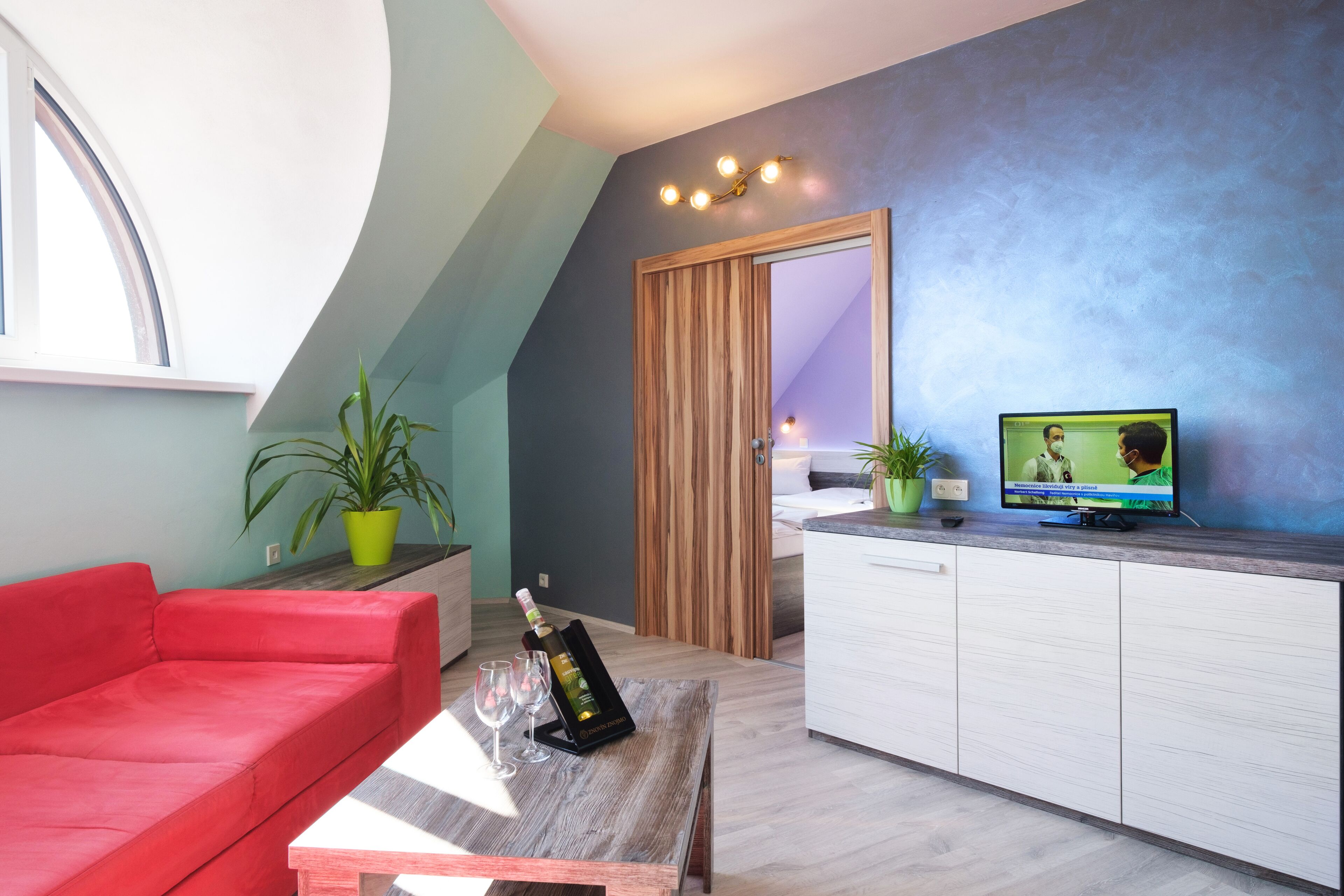 Family Apartment | Minibar, individually decorated, desk, free WiFi