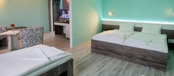 Hotel N