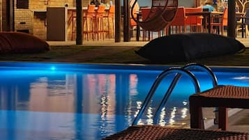 Piscina all'aperto