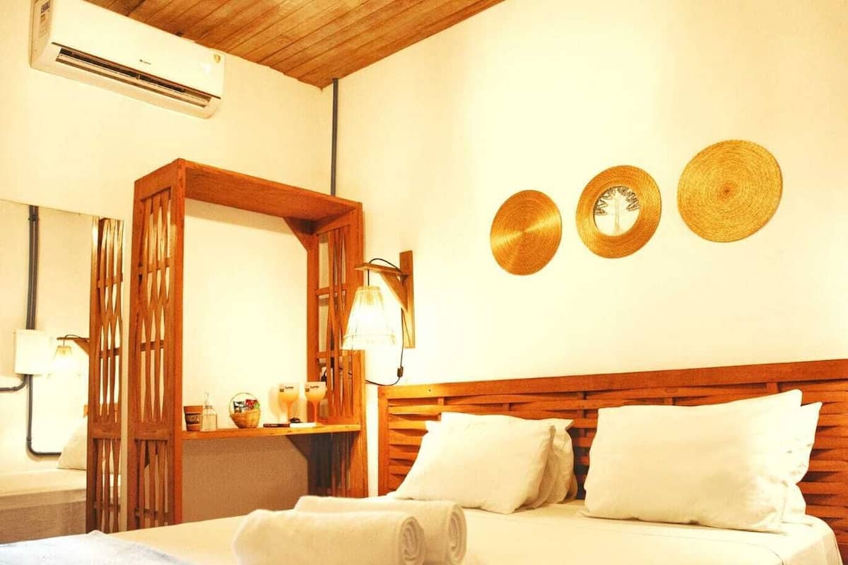 Phòng đôi tiện nghi đơn giản | Minibar, bàn ủi/dụng cụ ủi quần áo 