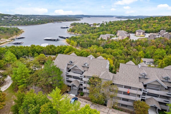 Exterior - Best-View 3-Bedroom Condo, Close to Silver Dollar City with Free Tickets & Outdoor Pool (Branson)