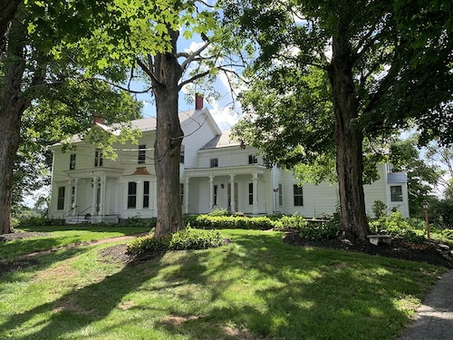 KATERINA OF OLD SARATOGA