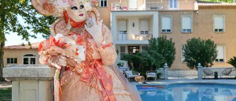 Seasonal outdoor pool