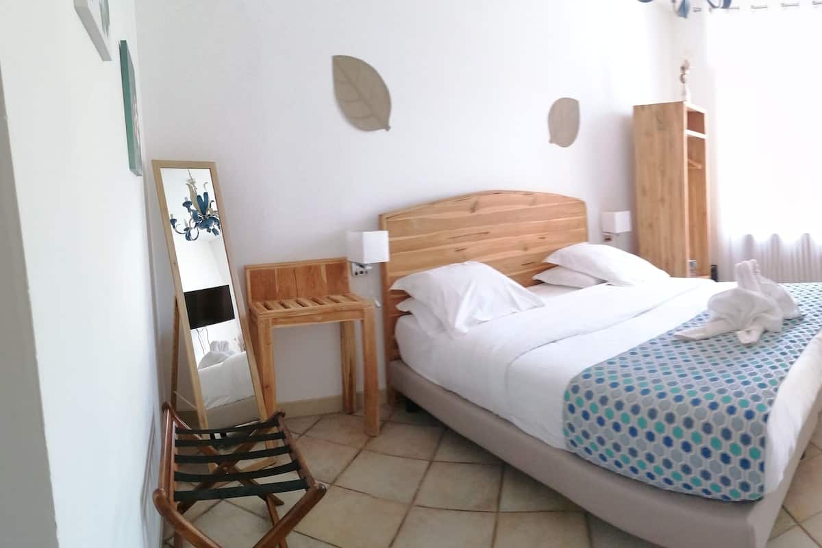 Standard Double Room | Premium bedding, Select Comfort beds, in-room safe, desk