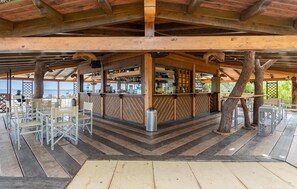 Bar (in der Unterkunft)