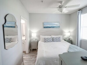 1 bedroom, iron/ironing board, free WiFi, bed sheets - First floor condo overlooking the heated pool. Steps from the private beach! (santa rosa beach)