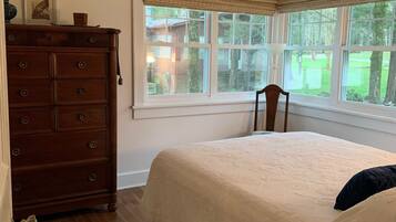 2 多间卧室、办公桌、熨斗/熨衣板、免费 WiFi