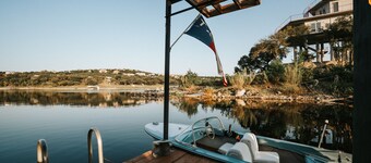 Pet Friendly Cabin w/hot tub. gym, cold plunge, & sauna 