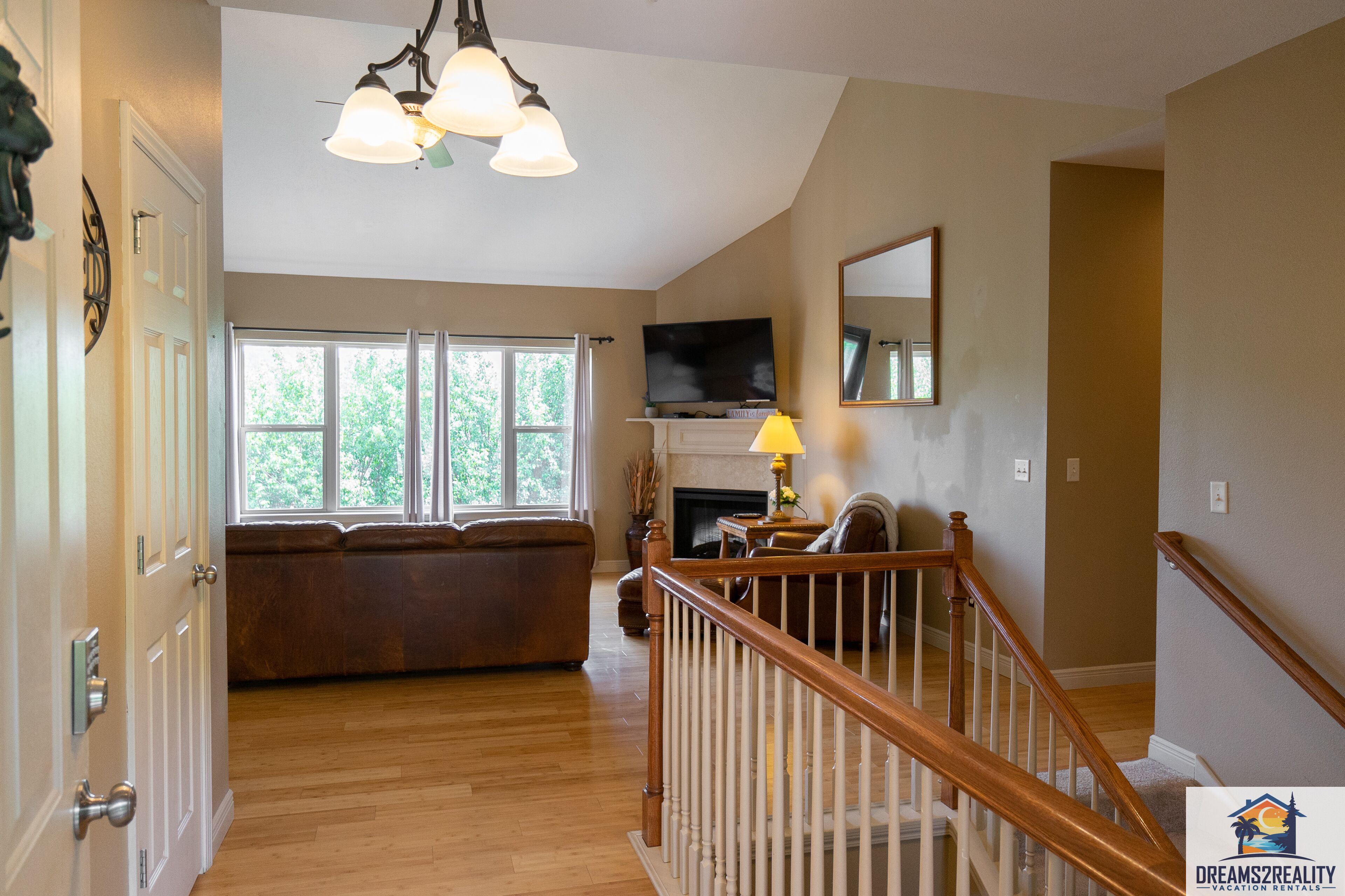 電視、電子遊戲、足球機