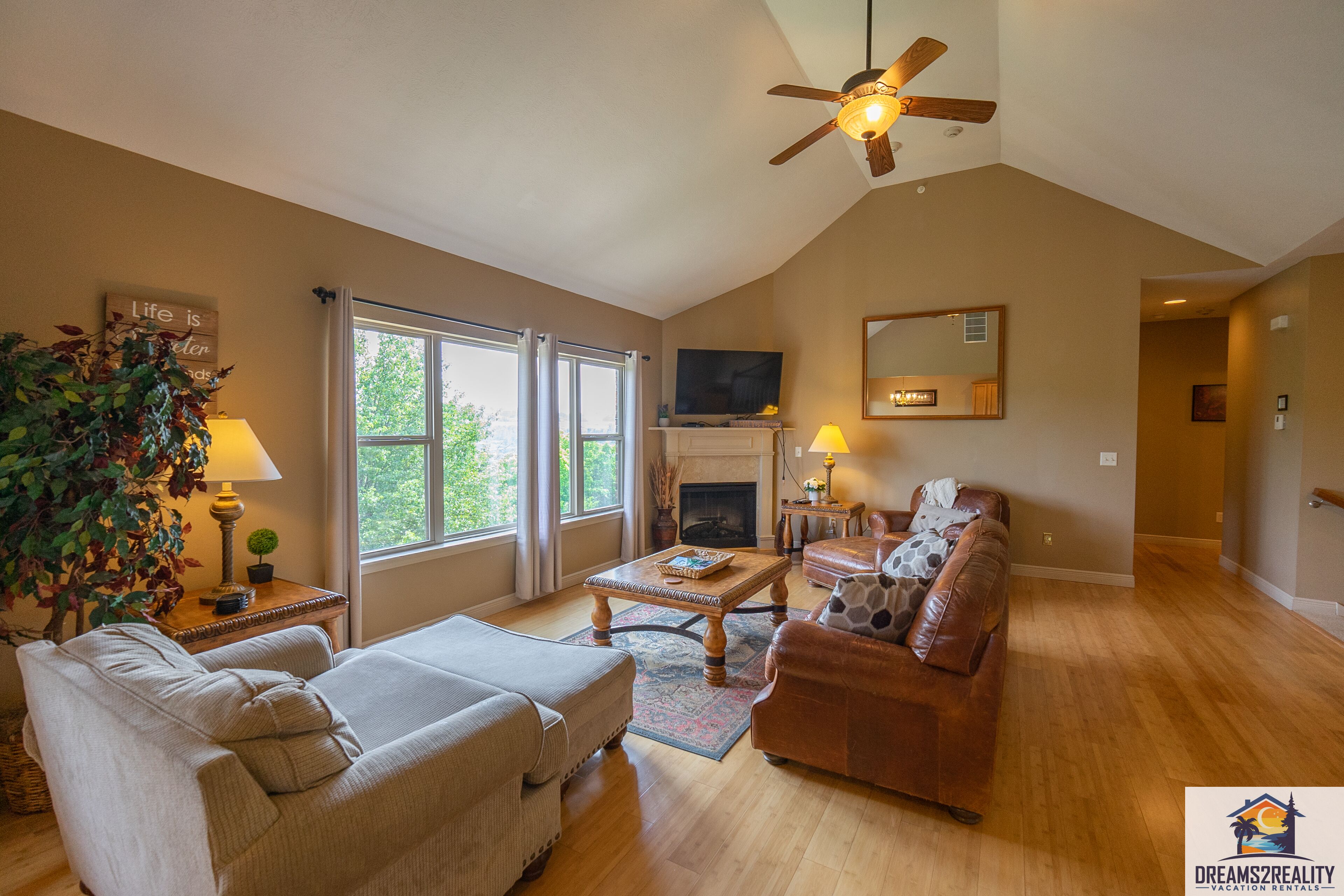 Télévision, jeux vidéo, baby-foot