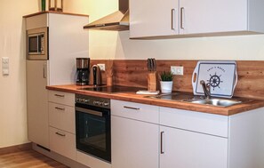 Kühlschrank, Herdplatte, Geschirrspüler