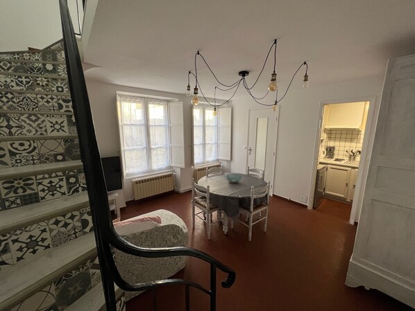 Dining - Quiet and cozy townhouse. 2-3 people (Langres)