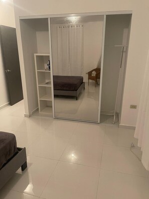 Departamento básico | 2 habitaciones y wifi gratis 