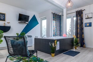 Interior - Suite SPAradise - SPA Privatif - 6min Disneyland Paris (Chalifert)