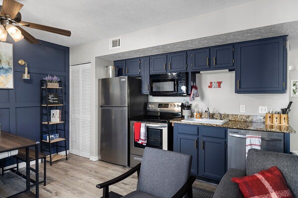 Fridge, microwave, oven, stovetop