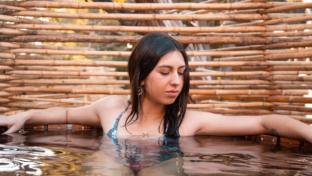 Couples treatment rooms, sauna, deep-tissue massages, Thai massages
