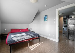 1 slaapkamer, een bureau, een strijkplank/strijkijzer, gratis wifi