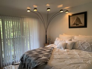 4 Schlafzimmer, Schreibtisch, Bügeleisen/Bügelbrett, Reisekinderbett