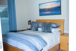 4 makuuhuonetta, silitysrauta/-lauta, vauvan matkasänky, ilmainen Wi-Fi