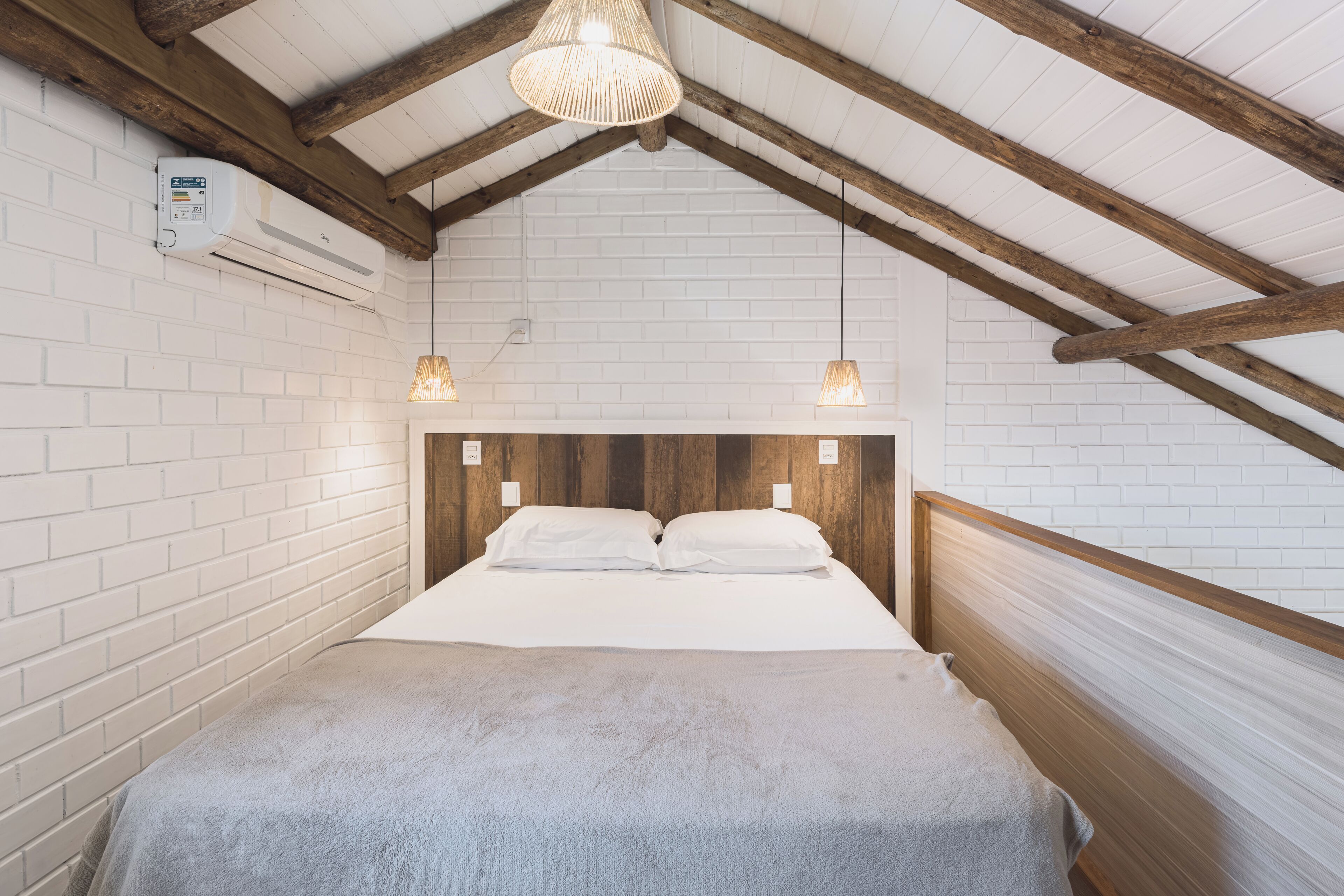 Estudio Deluxe, lanai | Ropa de cama hipoalergénica y decoración personalizada 