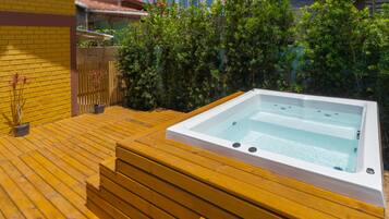 Sundeck