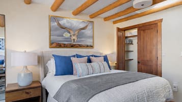 2 chambres, fer et planche à repasser, lit parapluie, Wi-Fi gratuit