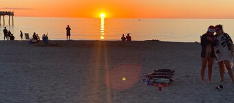 Beautifully Remodeled Anna - vacation home