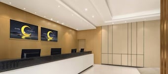 City Comfort Inn Hotel (Liuzhou Wuxing Pedestrian Street Yintai City)