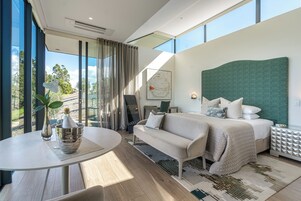 Villa Haven | 1 bedroom, premium bedding, memory foam beds, in-room safe