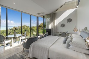 Biệt thự (Surrender) | Quang cảnh từ phòng