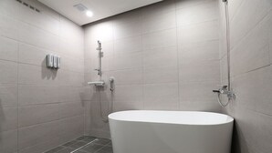 Bathroom - Dubai Hotel (Dangjin)