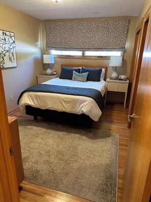 3 bedrooms, iron/ironing board, travel crib, free WiFi